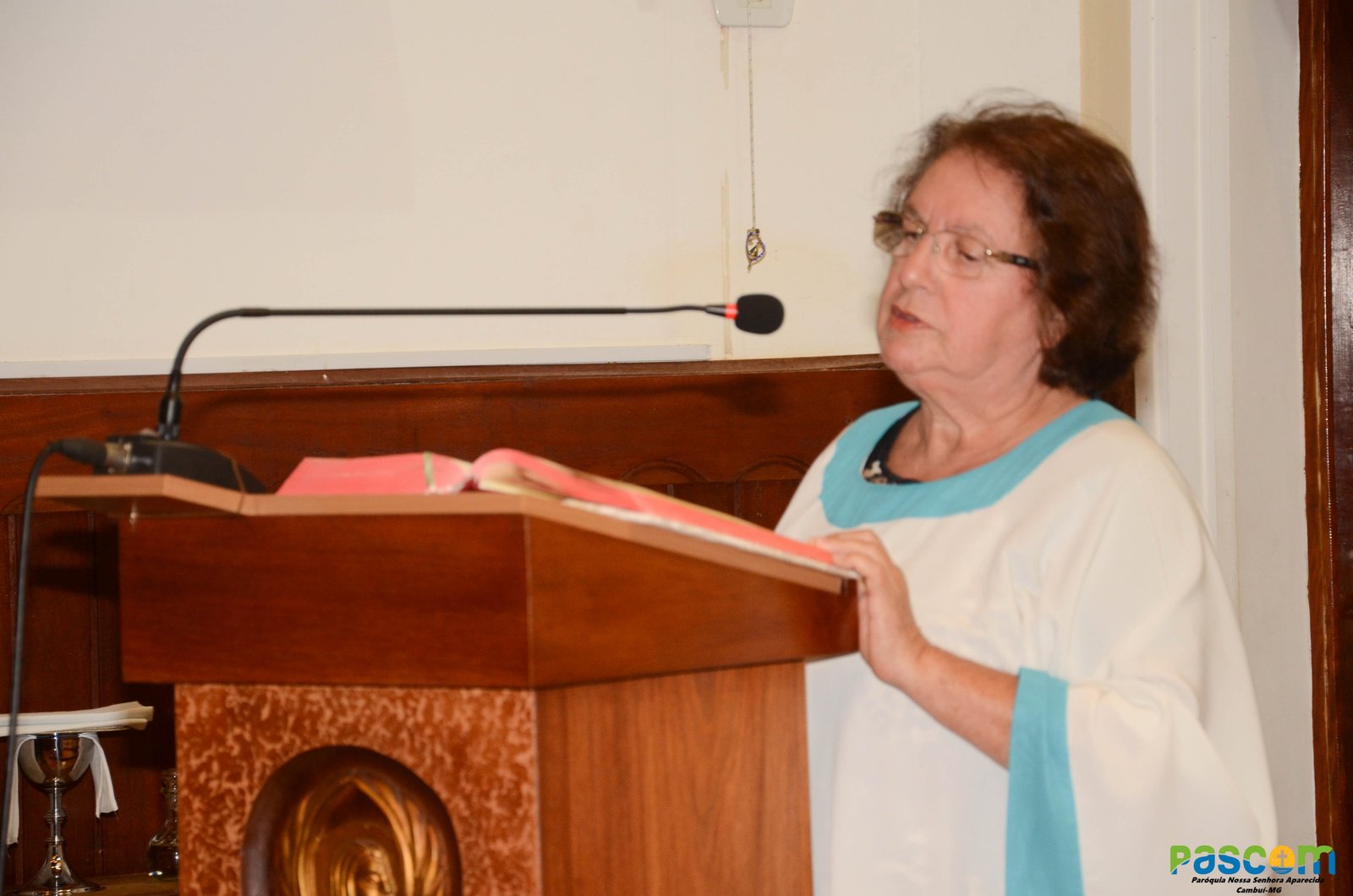 Entrega Cirio Pascal 2025 as comunidades