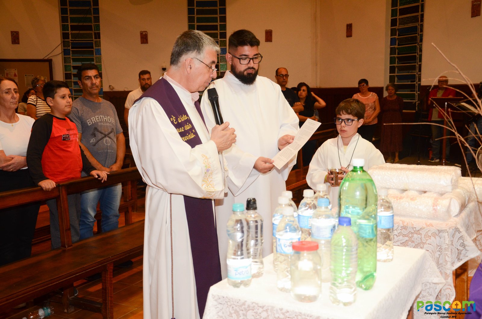 Entrega Cirio Pascal 2025 as comunidades