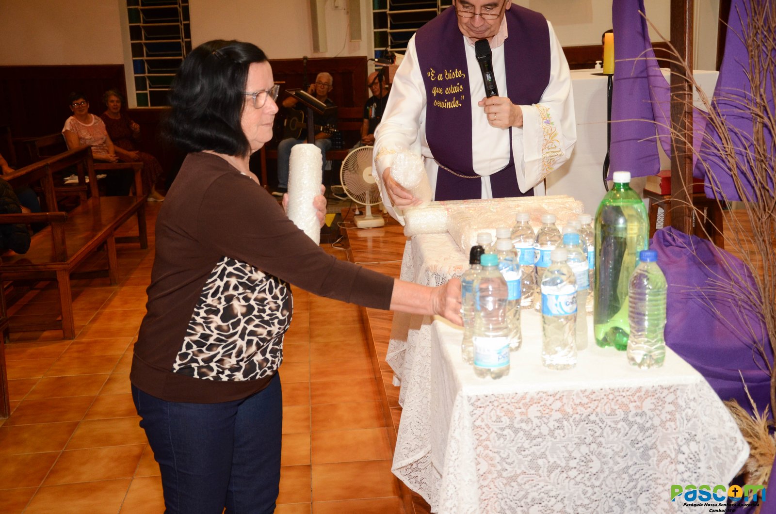 Entrega Cirio Pascal 2025 as comunidades