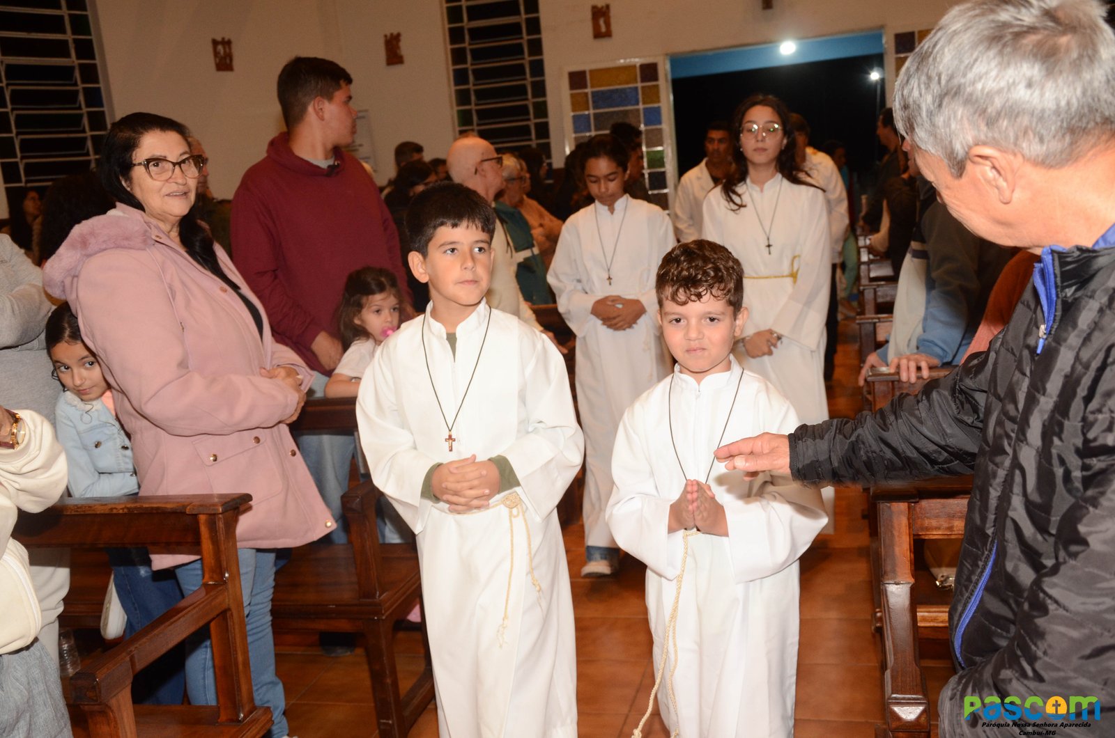 Fotos Missa dia mães 2025