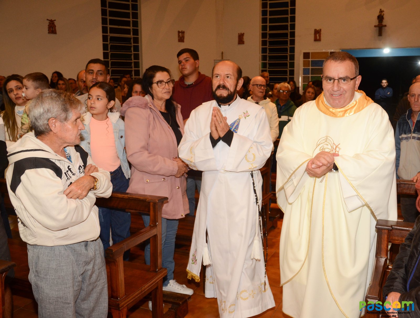 Fotos Missa dia mães 2025