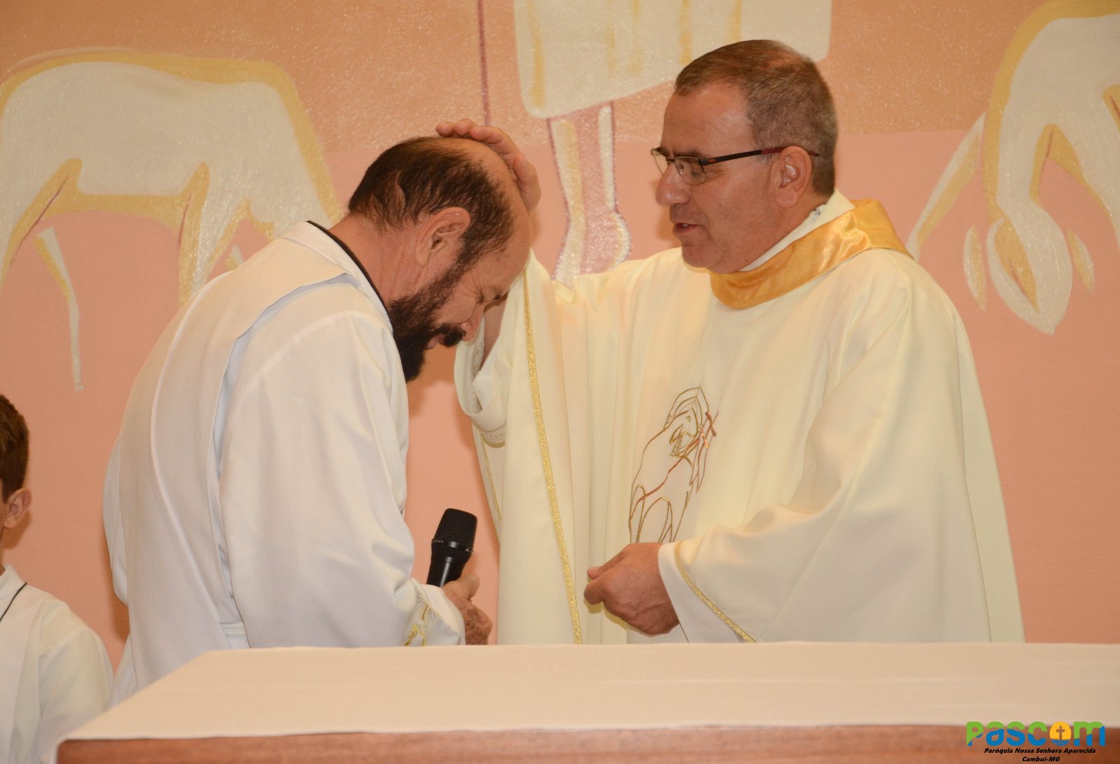 Fotos Missa dia mães 2025