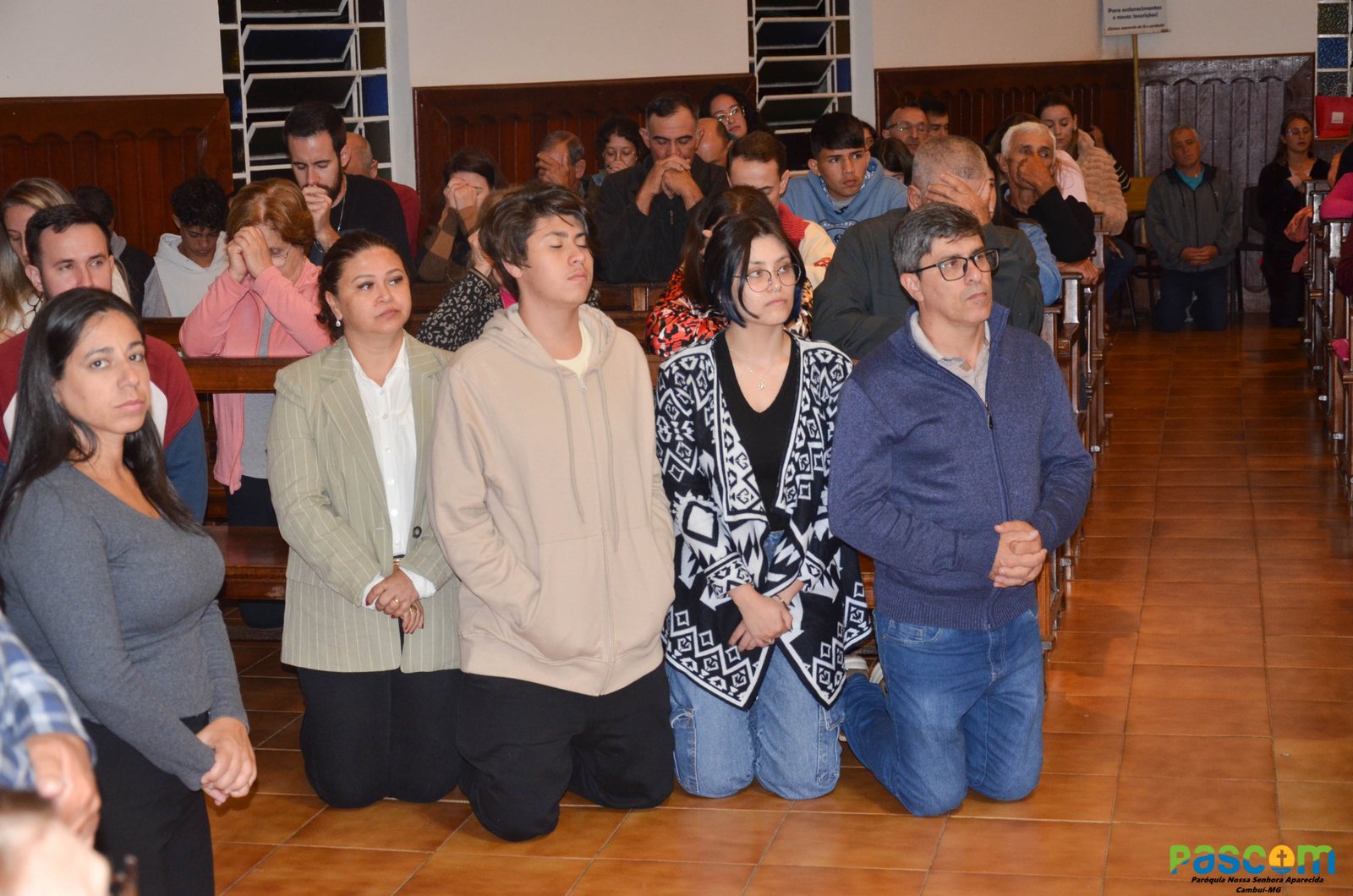 Fotos Missa dia mães 2025