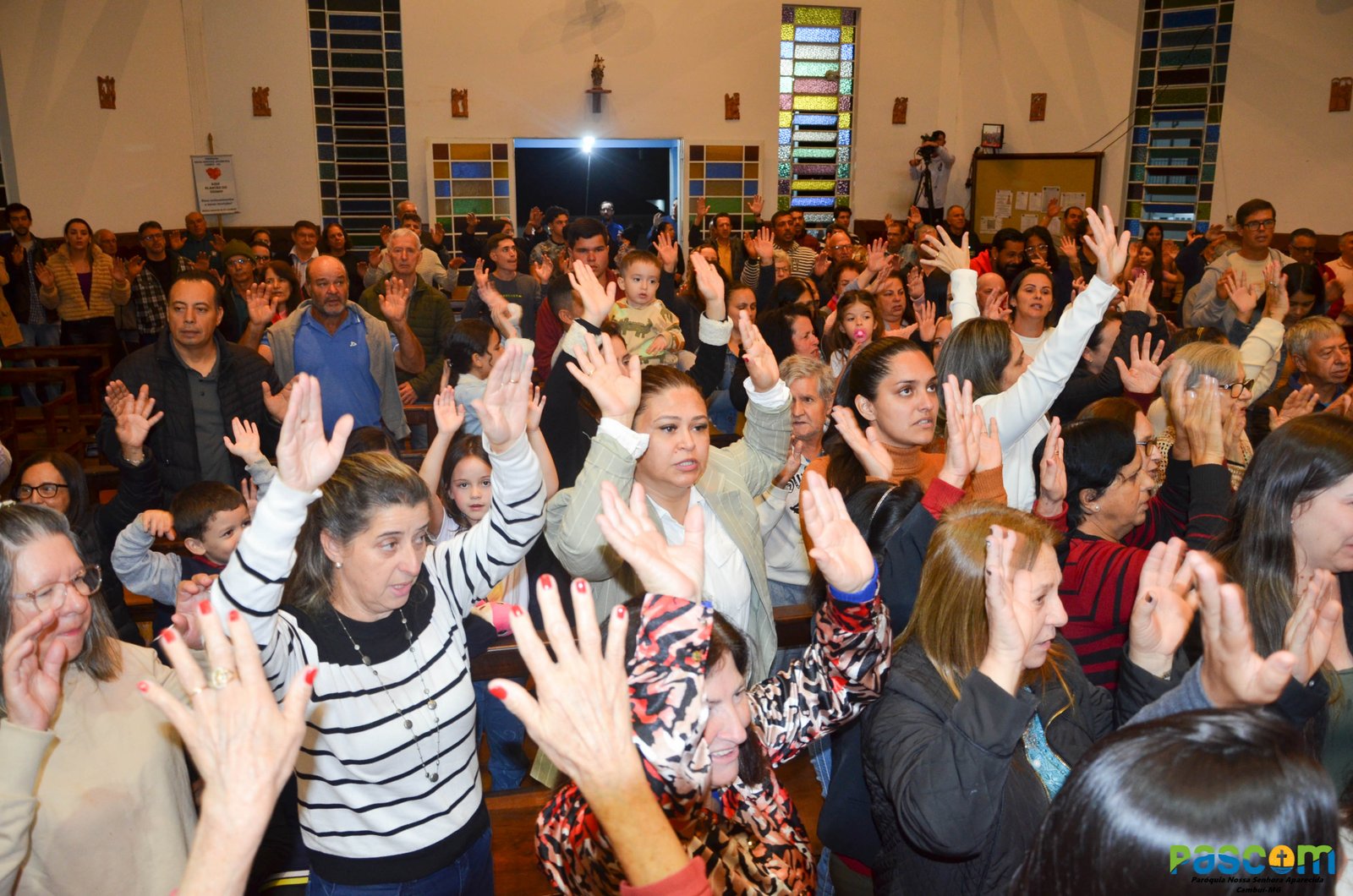 Fotos Missa dia mães 2025